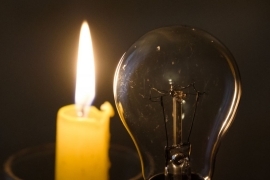 Як підготуватись до жорстких відключень світла в Україні