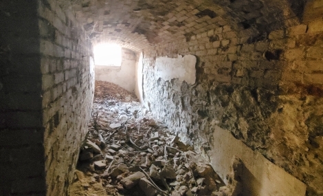 Палац-привид у Красному на Вінниччині.