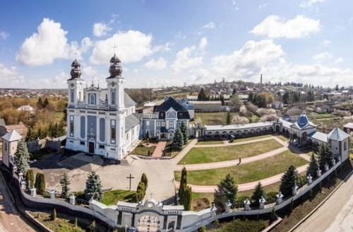 Костел у Мурафі: історія та архітектура святині