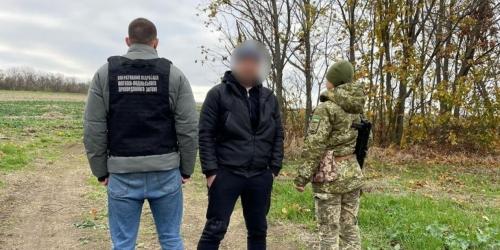 На Вінниччині затримали двох чоловіків - хотіли незаконно перетнути кордон