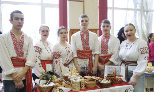 До Дня ЗСУ у Вінницькому технічному коледжі провели благодійний ярмарок