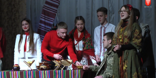 Українська п’єса на сучасний лад: студенти вінницького техколеджу зіграли Кайдашів